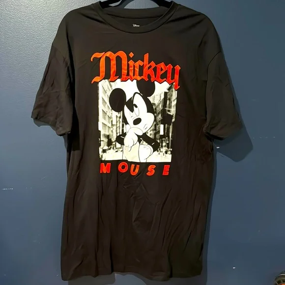 *Host Pick* NWOT men’s Mickey Mouse Disney tee - Picture 1 of 3